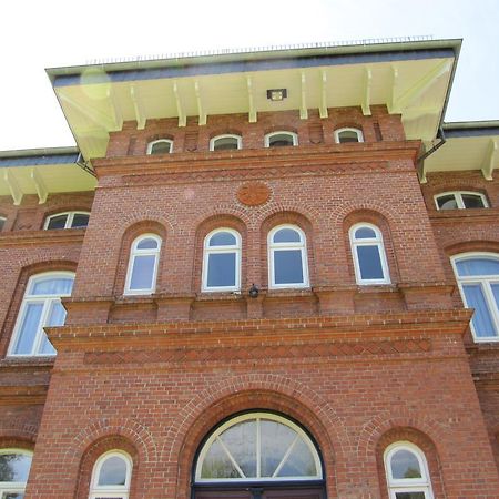 Haus Im Park Wesselburen Exterior foto