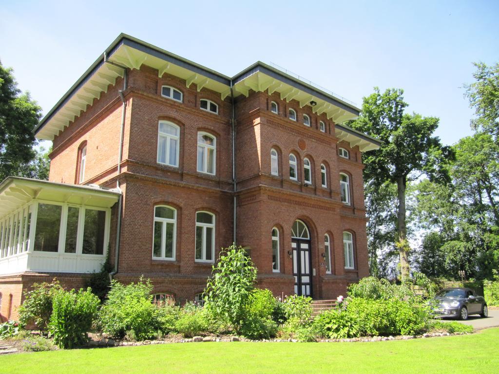 Haus Im Park Wesselburen Exterior foto